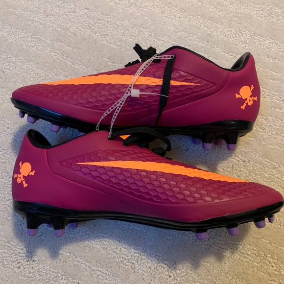 Nike HYPERVENOM - Picture 5 of 7